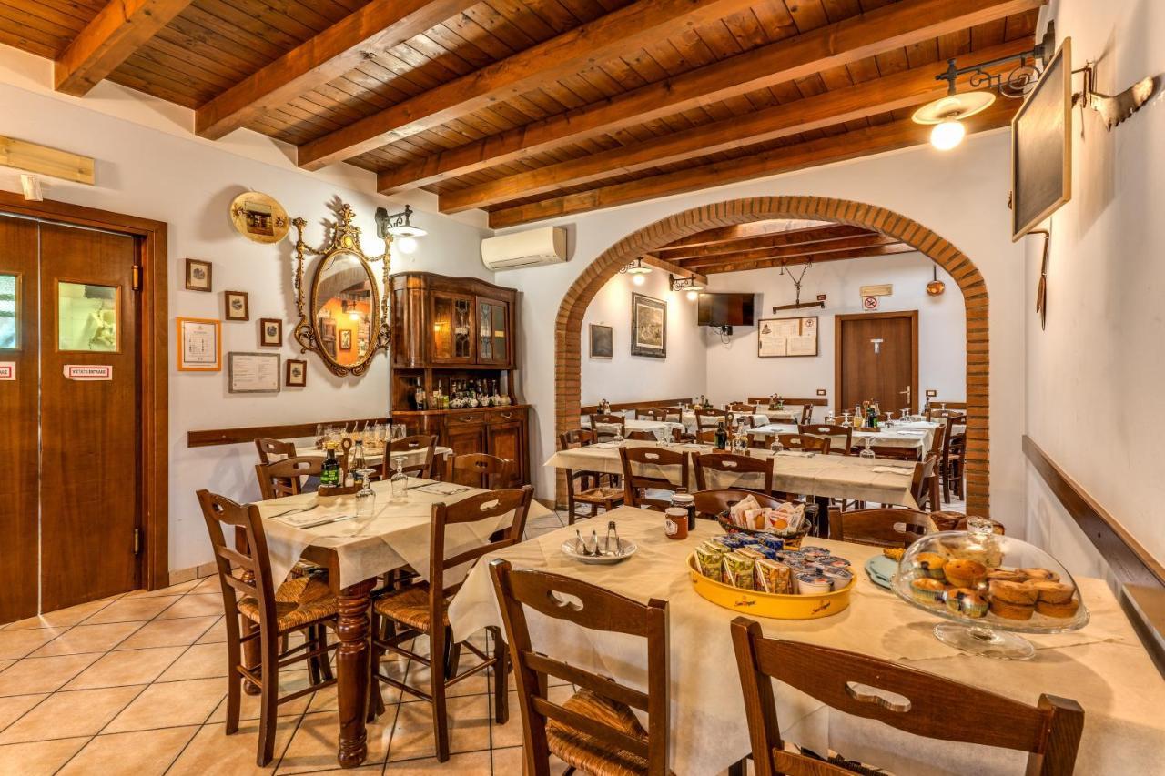 קסטיליונה דלה סטיביירה Agriturismo Pozzo Fiorito מראה חיצוני תמונה