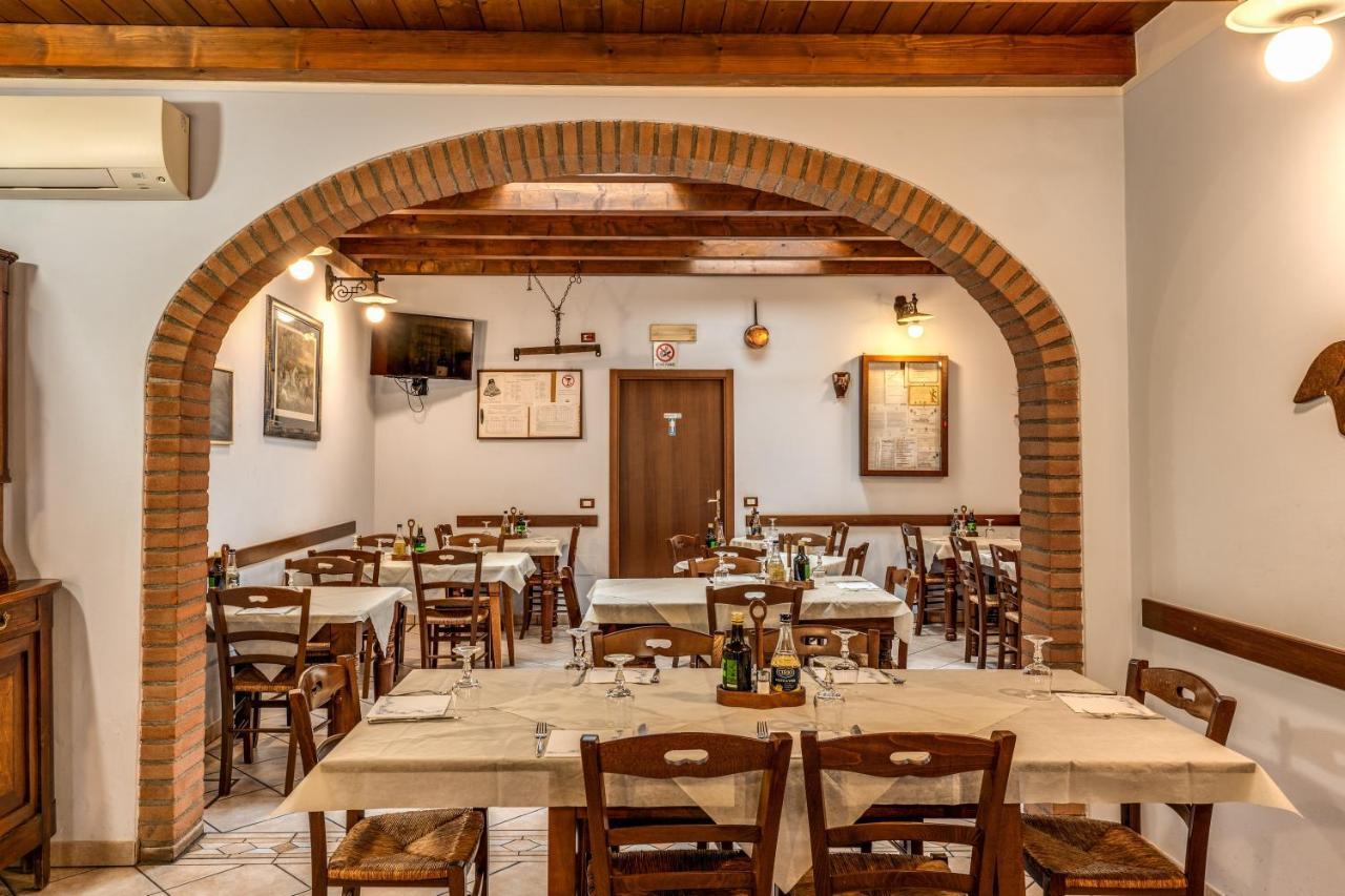 קסטיליונה דלה סטיביירה Agriturismo Pozzo Fiorito מראה חיצוני תמונה