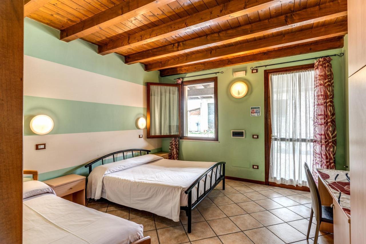 קסטיליונה דלה סטיביירה Agriturismo Pozzo Fiorito מראה חיצוני תמונה